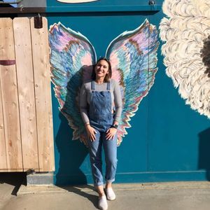 Meet your Posher, Laura